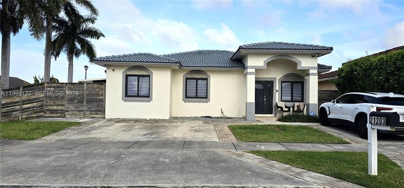 21203 SW 124th Pl, Miami FL 33177