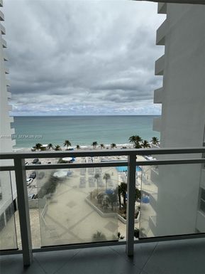 2030 S Ocean Dr # 815, Hallandale Beach FL 33009