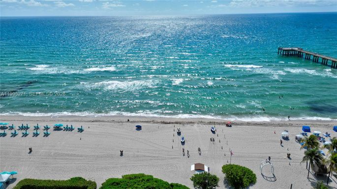 16711 Collins Ave # 1004, Sunny Isles Beach FL 33160