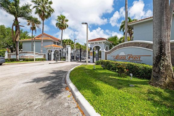 11667 NE 18th Dr # 11667, North Miami FL 33181