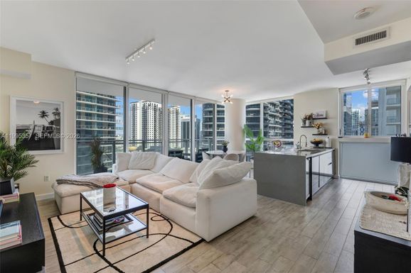 1080 Brickell Ave # 1909, Miami FL 33131