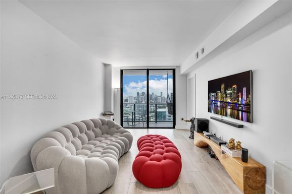 121 NE 34th St # 3003, Miami FL 33137