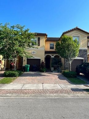 11236 NW 87th St, Doral FL 33178