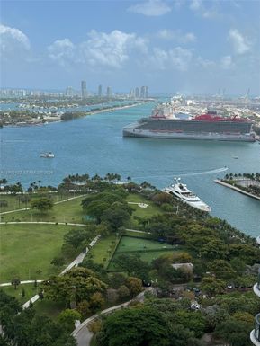 1040 Biscayne Blvd # 3008, Miami FL 33132