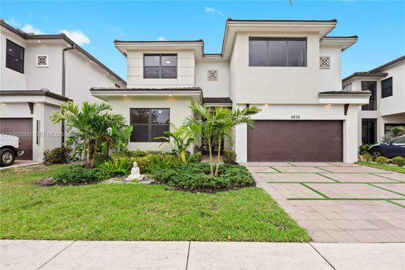 8836 NW 161st Ter, Miami Lakes FL 33018