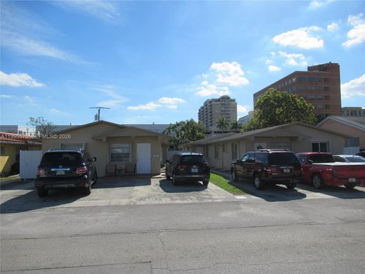 3674 SW 25th Ter # 3674, Miami FL 33133