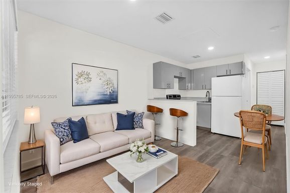 1730 Acapulco Dr # 3, Miramar FL 33023