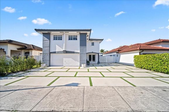 15341 SW 36th St, Miami FL 33185