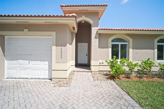 13235 SW 284th St, Homestead FL 33033