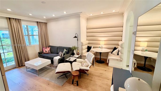 736 13th St # 107, Miami Beach FL 33139