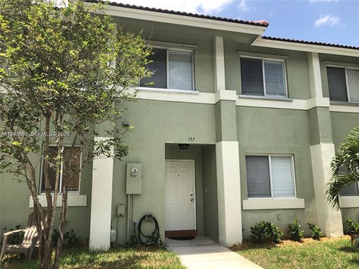 157 Hidden Ct Rd # 48, Hollywood FL 33023