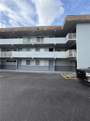 11005 SW 1st St # 202, Sweetwater FL 33174