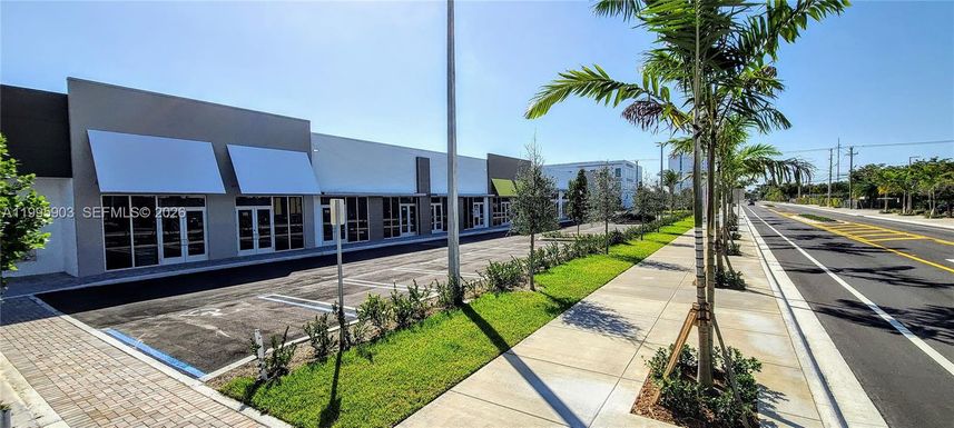 10890 NW 17 # 109, Sweetwater FL 33172