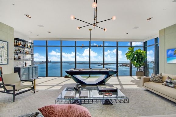 1451 Brickell Ave # 4301, Miami FL 33131