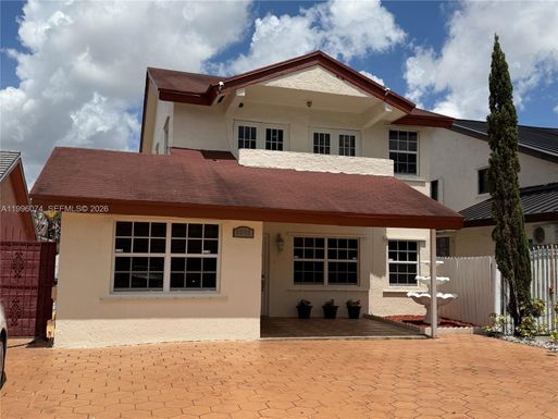 9085 Grand Canal Dr, Miami FL 33174