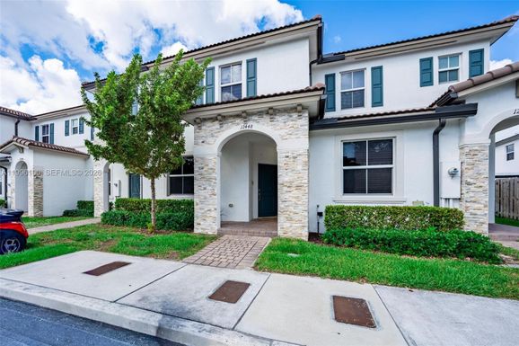 12448 NW 23rd Ct, Miami FL 33167