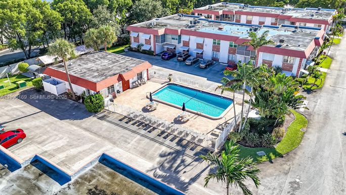 3550 NW 8th Ave # 409, Pompano Beach FL 33064