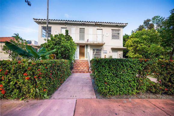 825 Alton Rd # 2, Miami Beach FL 33139