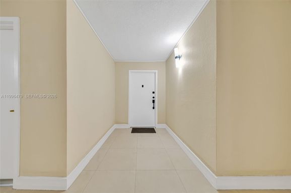 9360 Fontainebleau Blvd # 208, Miami FL 33172