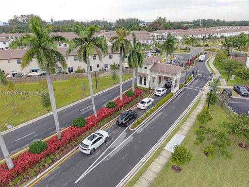 12774 NW 23rd Pl, Miami FL 33167