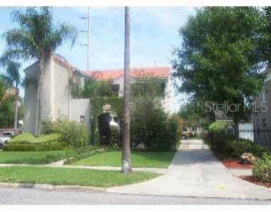 2909 W FOUNTAIN BOULEVARD W