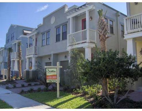 111 S PACKWOOD AVENUE UNIT D