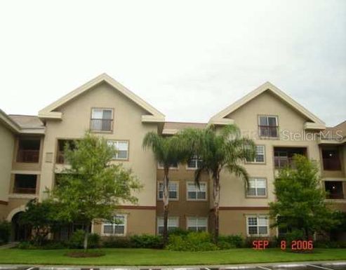 1640 VILLA CAPRI CIRCLE UNIT 208