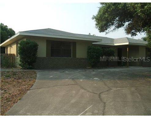 2477 DELBARTON AVENUE