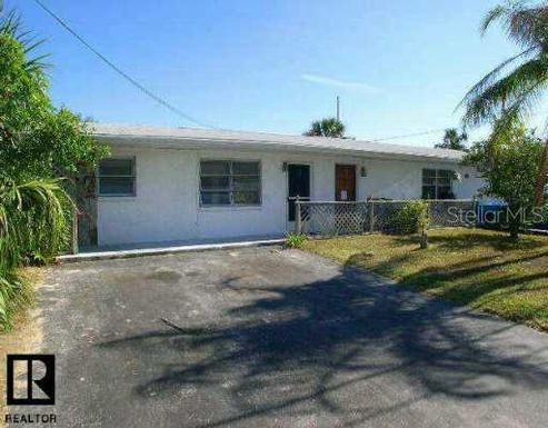 13716 Frances AVENUE