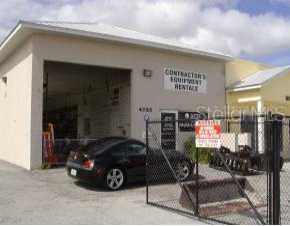 4085 TAMIAMI TRAIL