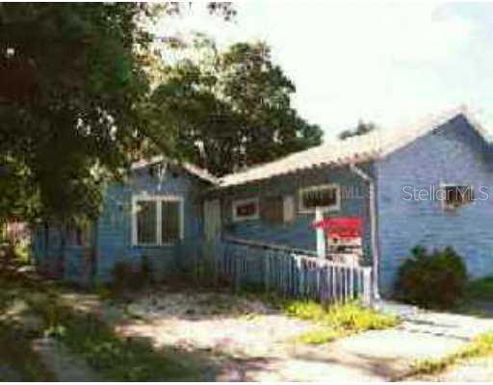 735 THORNTON ST NORTH