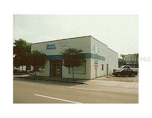 1221 N FLORIDA AVENUE