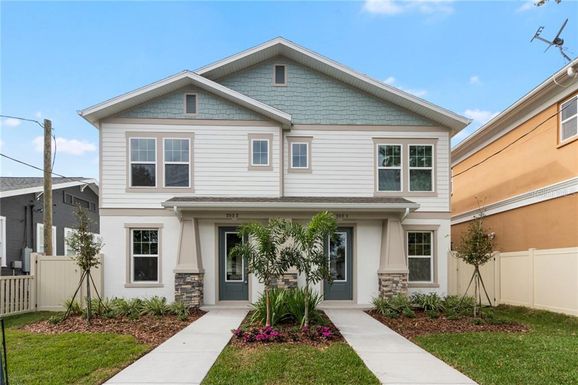 203 S ALBANY AVENUE UNIT 2