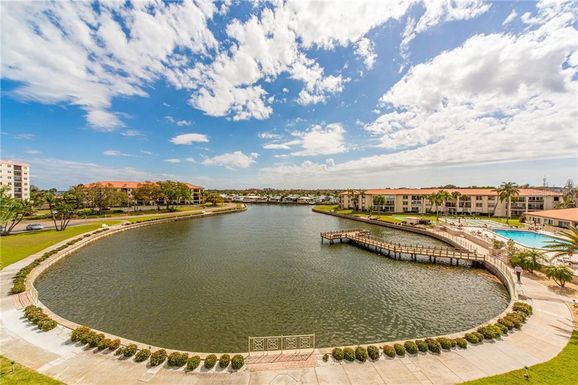 19029 US HIGHWAY 19 N UNIT 8-31