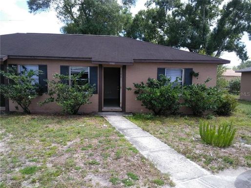 1532 MOONLIGHT DRIVE