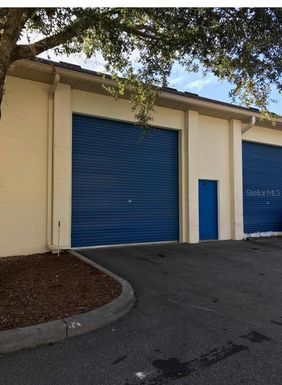 221 STRAWBERRY OAKS DRIVE UNIT 900