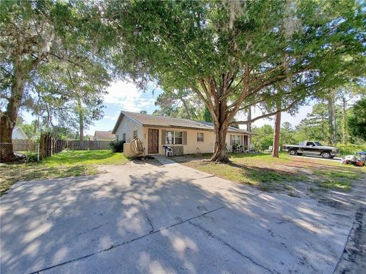 490 & 492 N WILLOWWOOD POINT