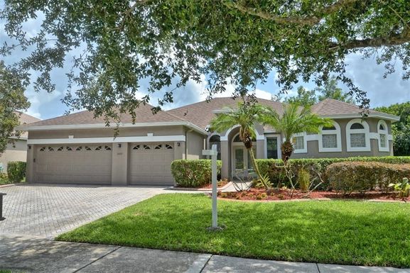 3409 DEER OAK CIRCLE