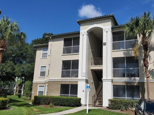 5819 LEGACY CRESCENT PLACE UNIT 304