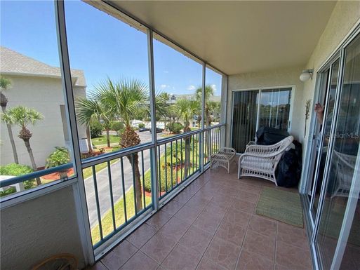 5537 SEA FOREST DRIVE UNIT 301