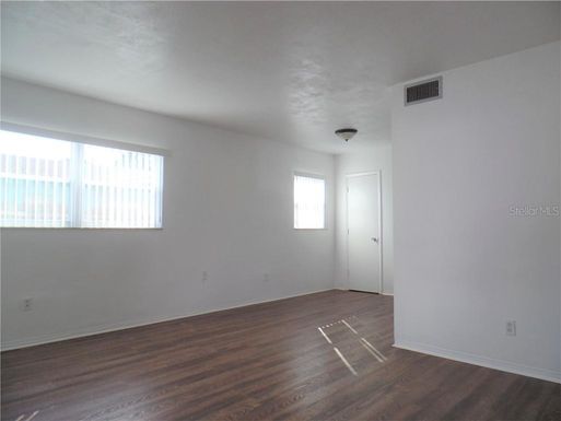 1240 70TH STREET N UNIT 1