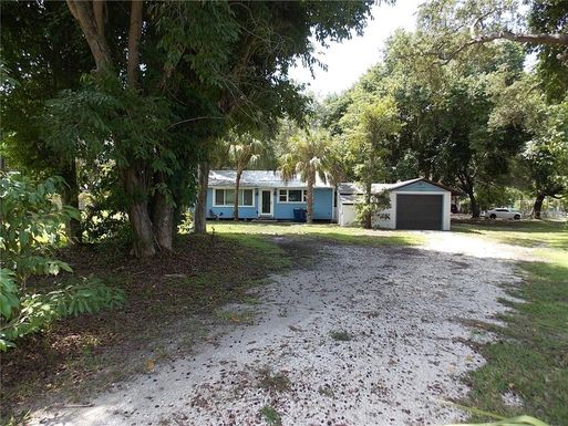 312 301ST BOULEVARD E