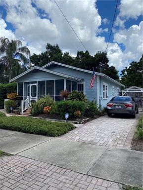 2715 N POPLAR AVENUE