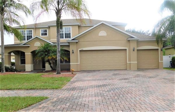 5109 LEGACY OAKS DRIVE