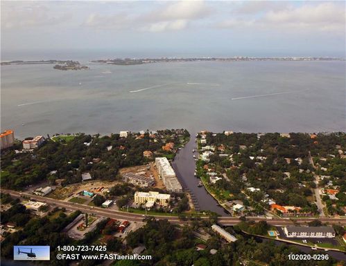 1889 N TAMIAMI TRAIL UNIT 211-B