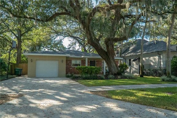 4502 W BEACH PARK DRIVE