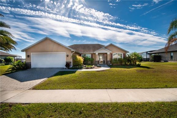 9733 ROYAL VISTA AVENUE