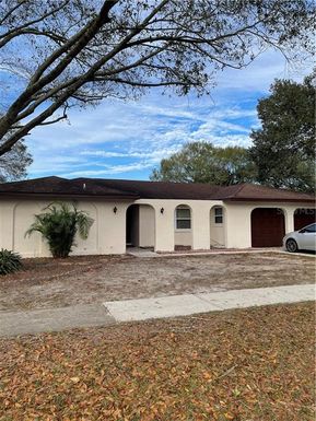 3102 CLOVEWOOD PLACE