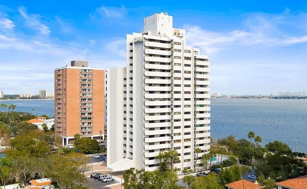 4141 BAYSHORE BOULEVARD UNIT 204