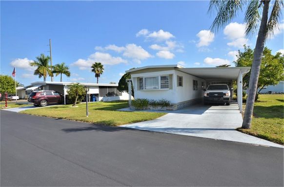 5316 53RD AVENUE E UNIT F28